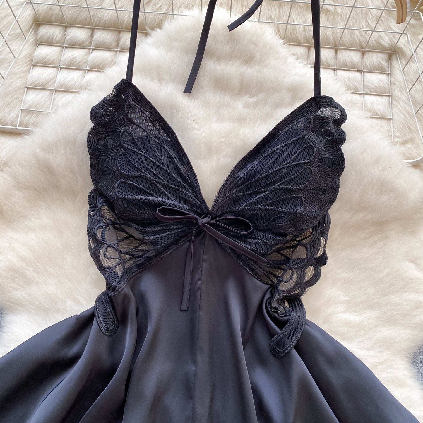 Elegant Butterfly-Inspired Halter Neck Satin Dress with Lace Bodice image 3